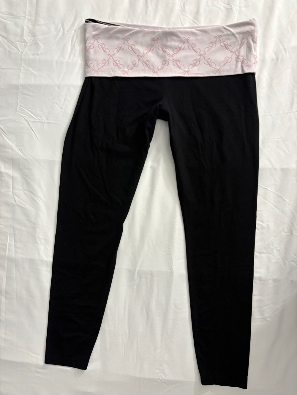 Victoria’s Secret Bow Detail Pink Black Fold-over Leggings - Picture 2 of 4